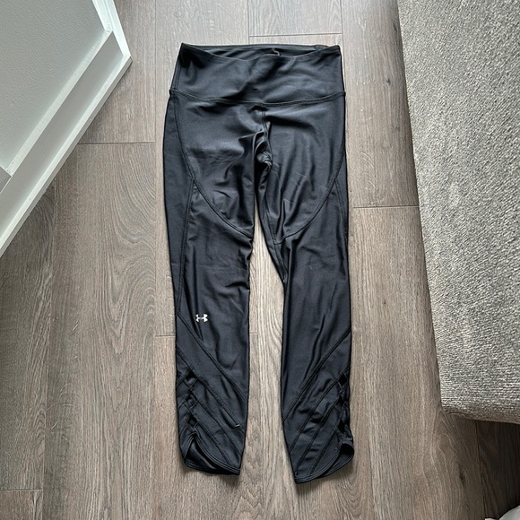 Under Armour Pants - Black workout leggings